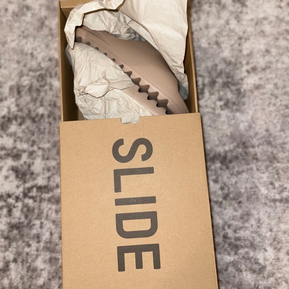 Adidas Yeezy Slide Pure size 8 New with tags main image 4
